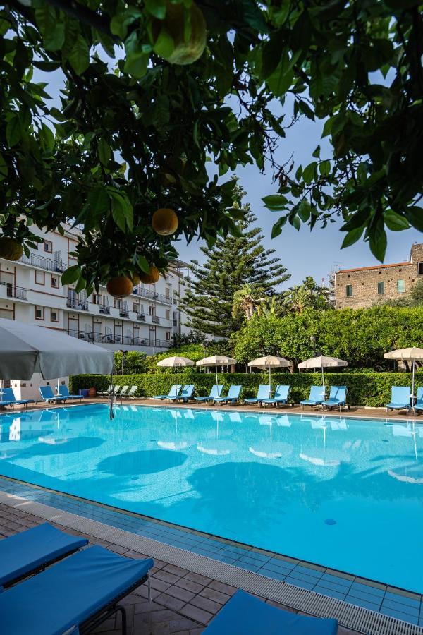 Aequa Hotel Vico Equense Zewnętrze zdjęcie