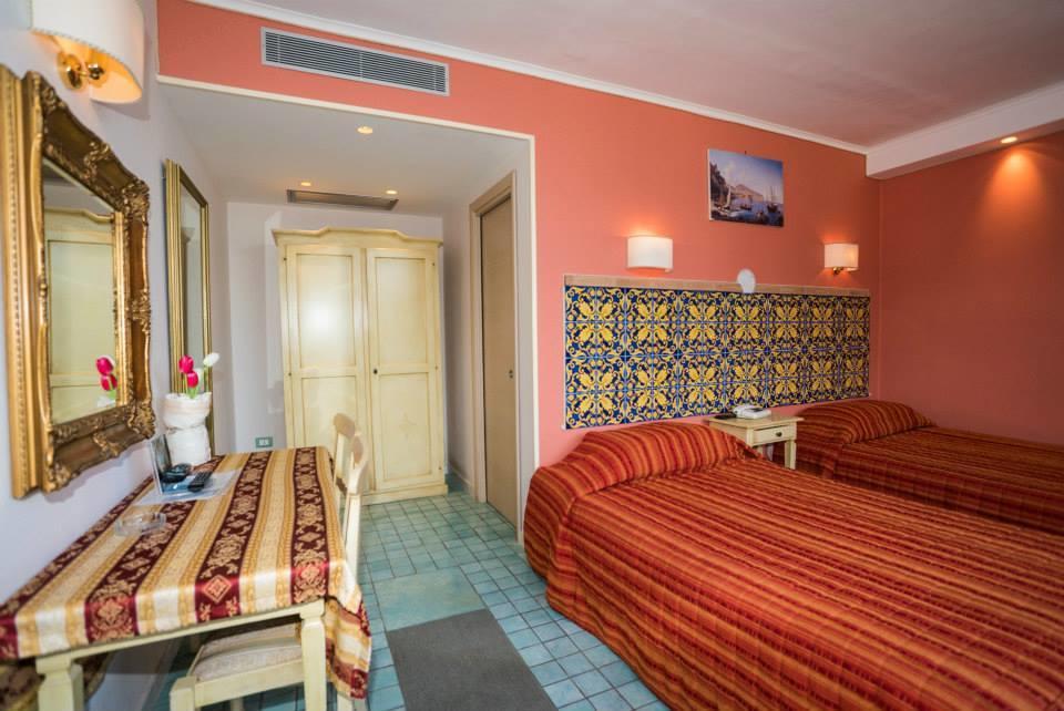 Aequa Hotel Vico Equense Zewnętrze zdjęcie
