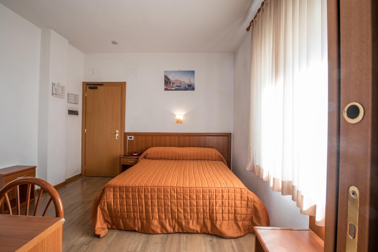 Aequa Hotel Vico Equense Zewnętrze zdjęcie
