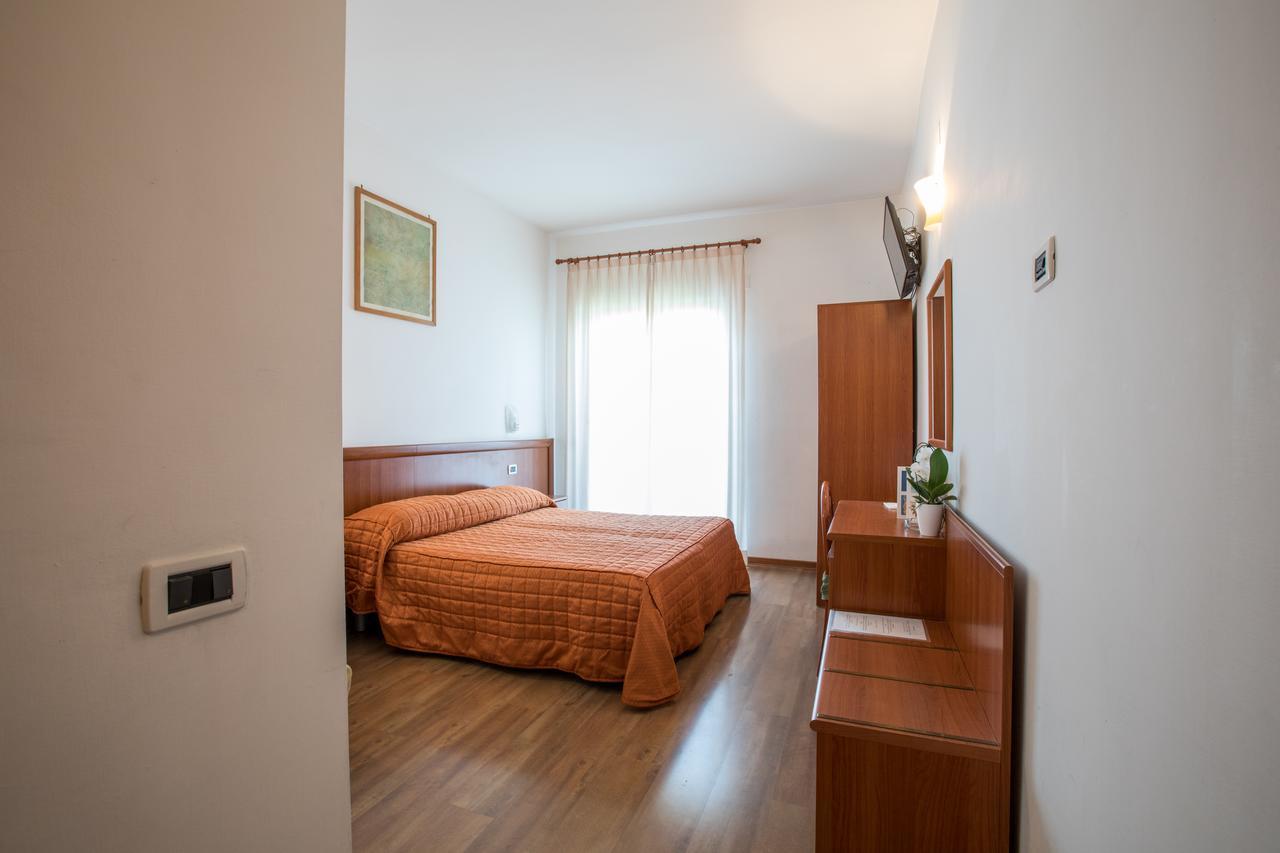 Aequa Hotel Vico Equense Zewnętrze zdjęcie